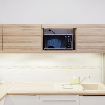 Ferienwohnung The Chic Crib With Balcony Budapest Exterior foto