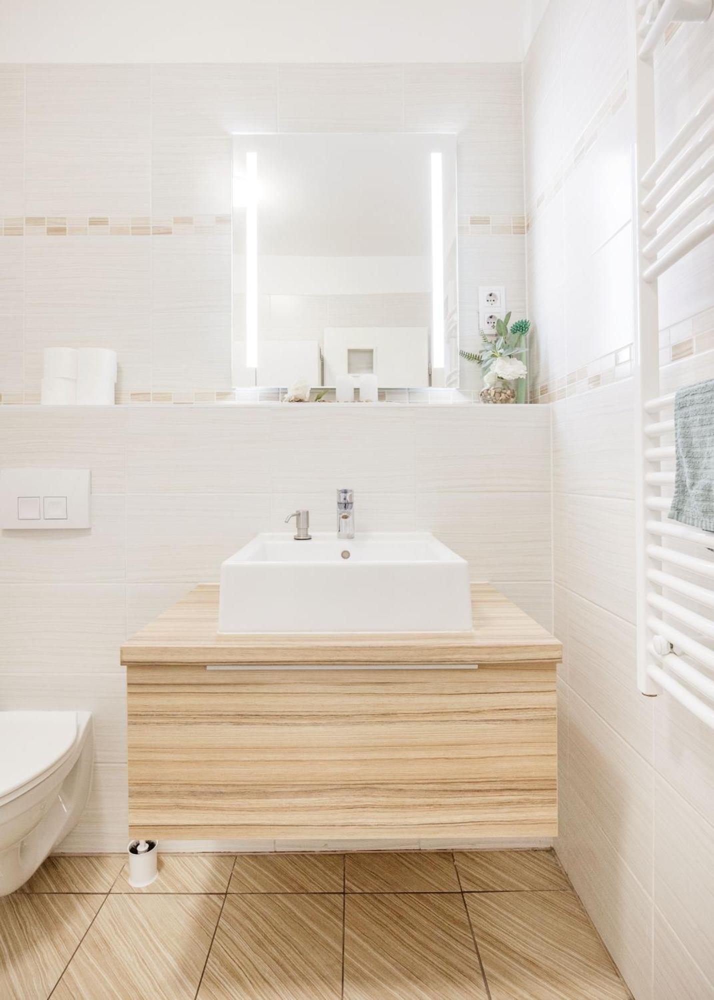 Ferienwohnung The Chic Crib With Balcony Budapest Exterior foto